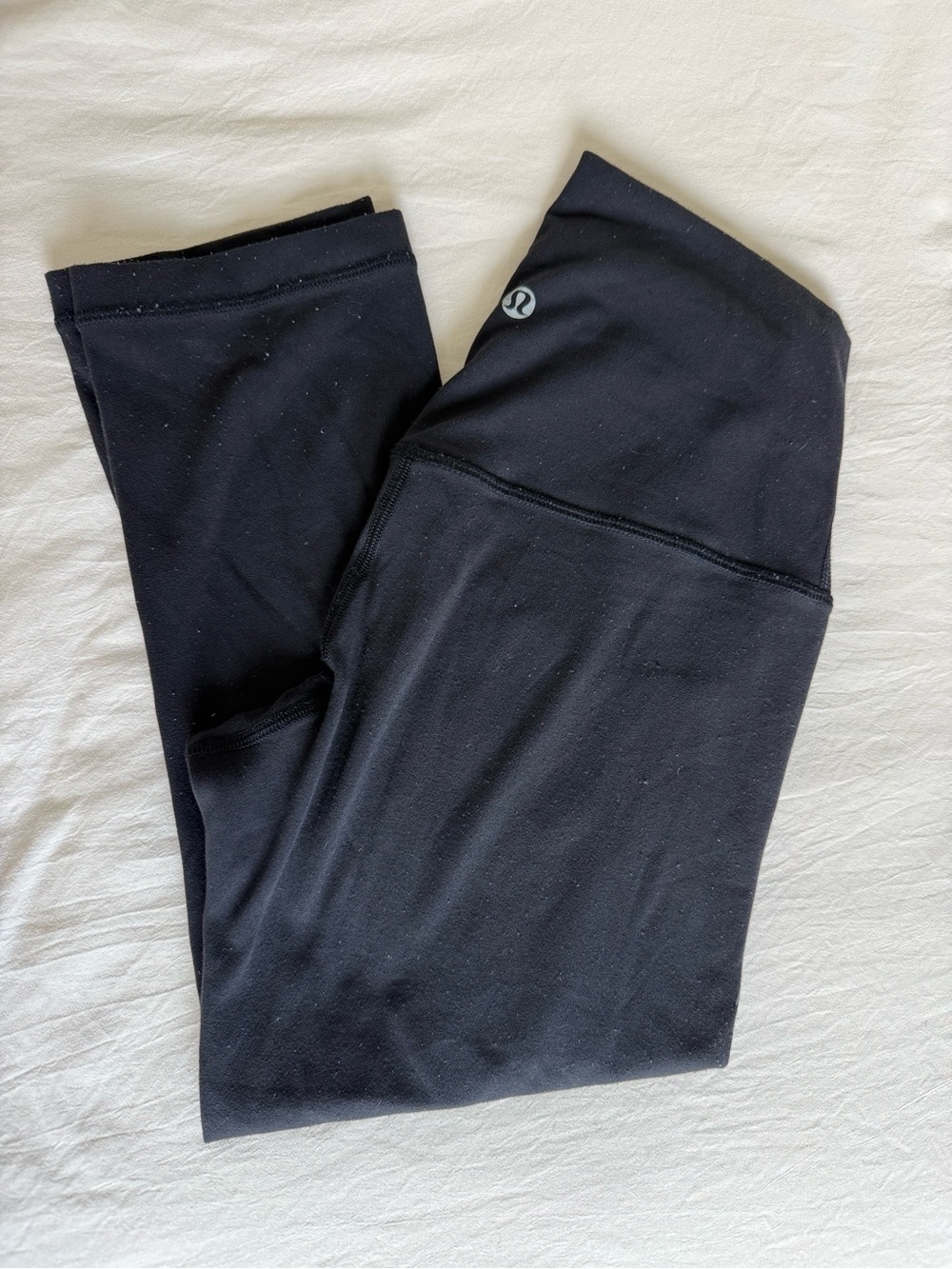 Lululemon Black Capri Align Leggings